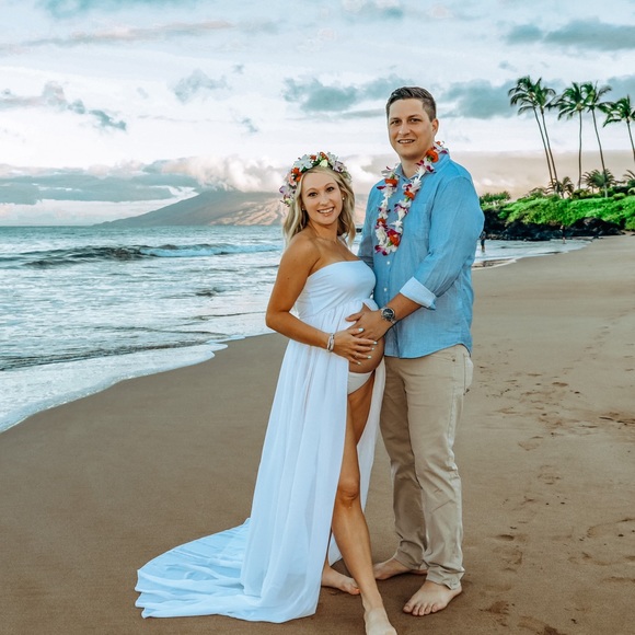 White Maternity Dress 🤍HOST PICK✨ - Picture 2 of 5